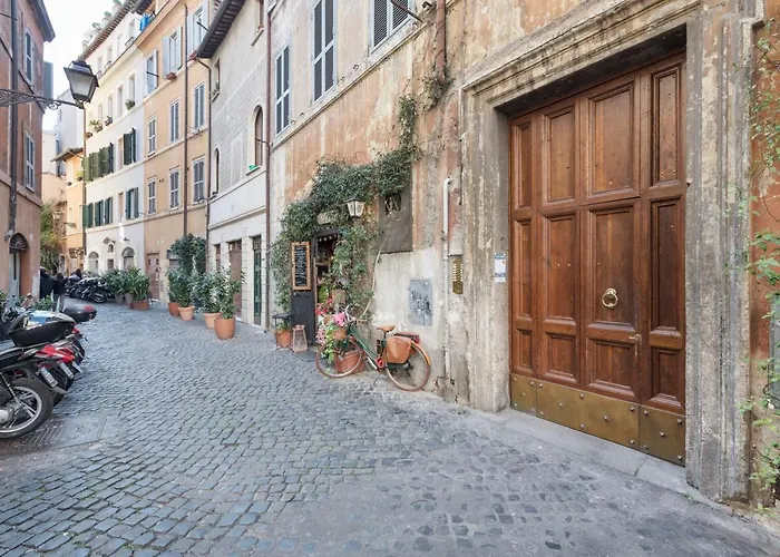 Campo De' Fiori Apartment